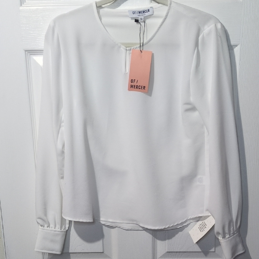 Women's White Blouse Button Sleeves Clasp Neck Small Office Cottage NWT Pirate